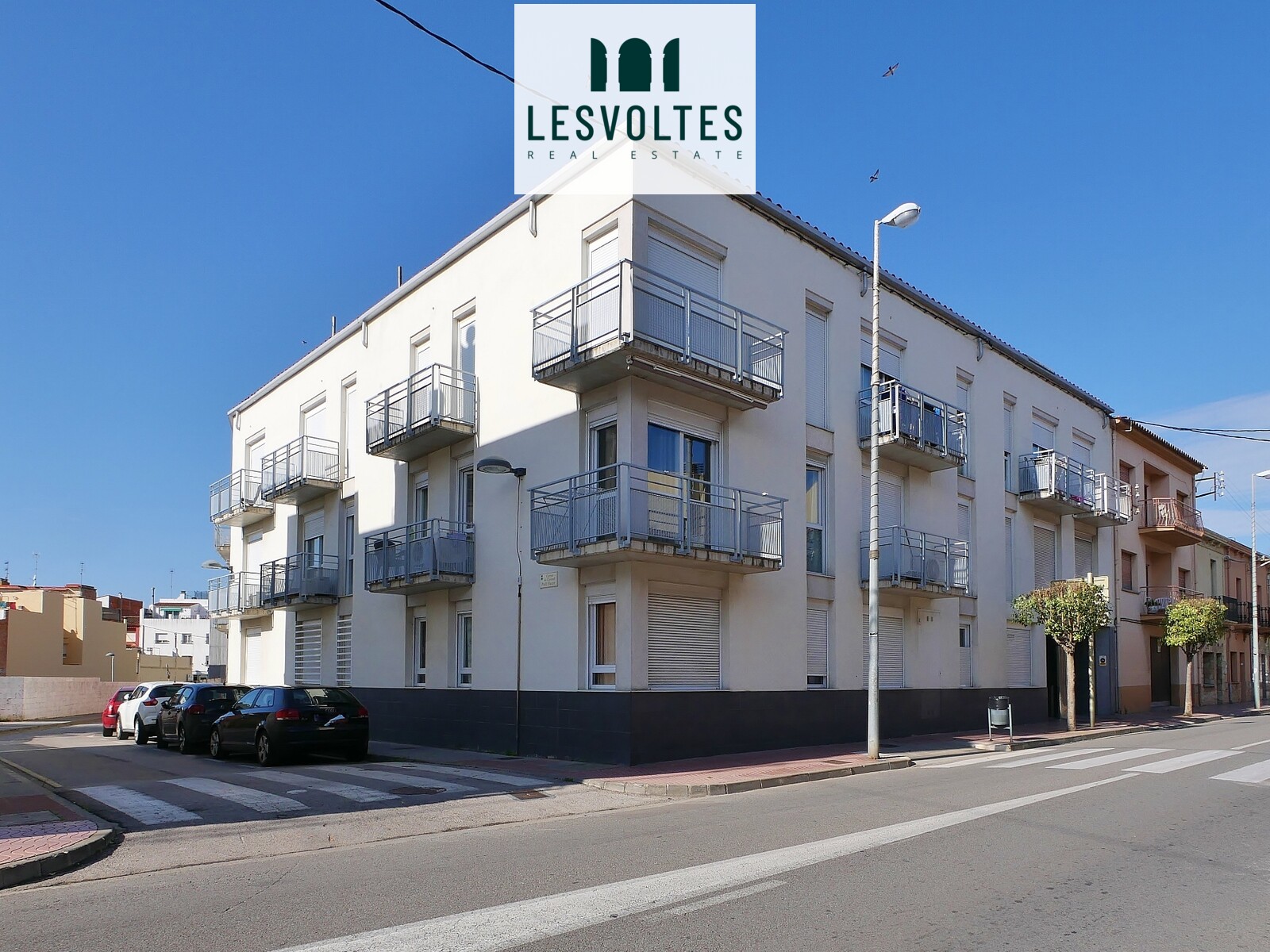 GROUND FLOOR FLAT OF 76 M2 CLOSE TO THE HOSPITAL AND PLATJA GRAN